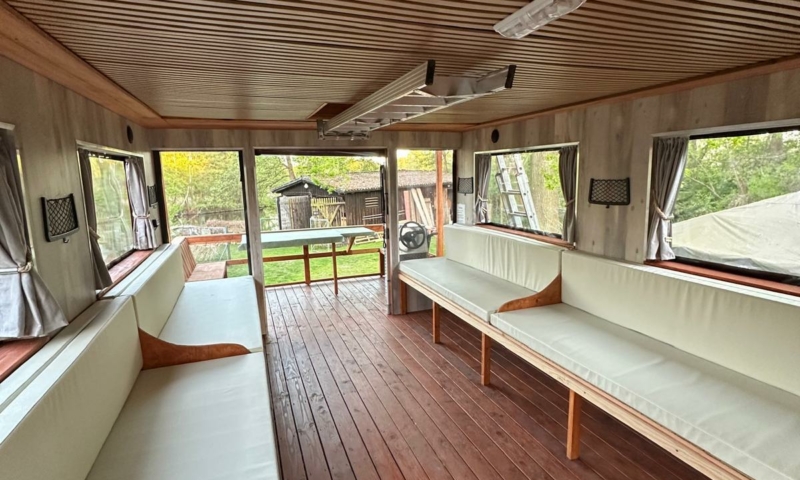 Hausboot IIII / FS-frei (groß) bis 8 Personen, 10,50m x 3,70m